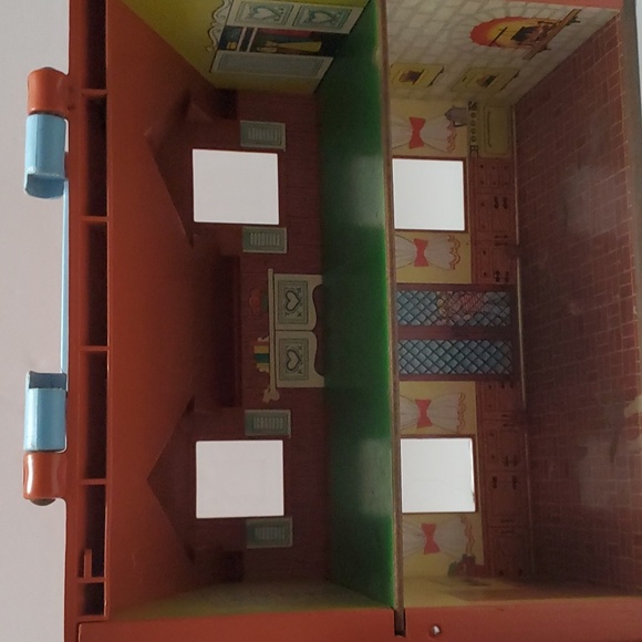 Fisher Price Little People Playhouse - Picture 4 of 7